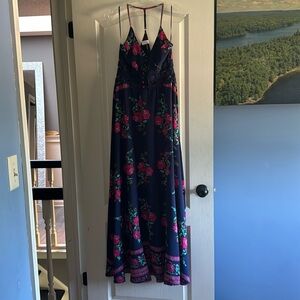 Navy floral dress! Stunning for a wedding